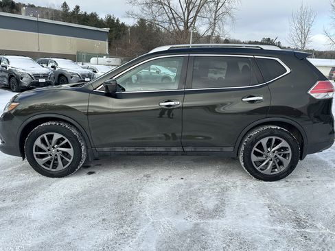 Used 2016 Nissan Rogue SL w/ SL Premium Package image 4