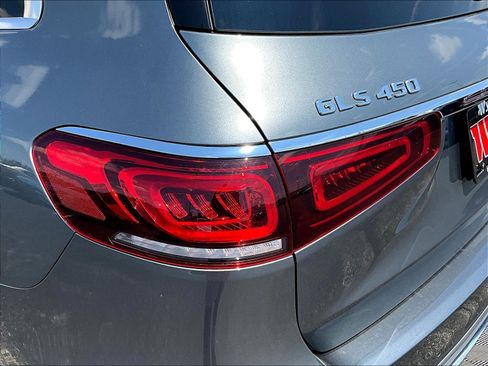 Used 2020 Mercedes-Benz GLS 450 4MATIC image 23