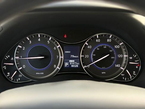 Used 2019 INFINITI QX80 Luxe AWD/4WD image 13