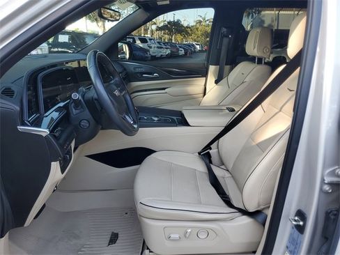 Certified 2023 Cadillac Escalade Premium Luxury w/ Performance Package image 18