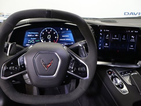 Used 2024 Chevrolet Corvette Stingray Preferred Cpe RWD image 17