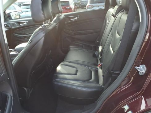 Used 2020 Ford Edge Titanium image 14