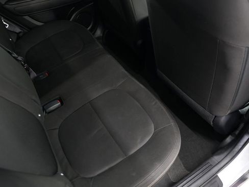 Used 2016 Kia Soul FWD image 39