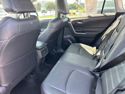 Used 2022 Toyota RAV4 XLE Premium FWD image 29