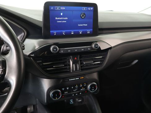 Used 2023 Ford Escape Active w/ Cold Weather Package image 5