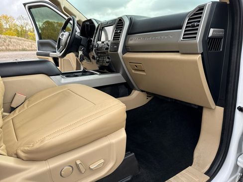 Used 2017 Ford F350 Lariat w/ Snow Plow Prep Package image 26