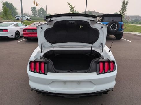 Certified 2022 Ford Mustang Premium RWD image 16