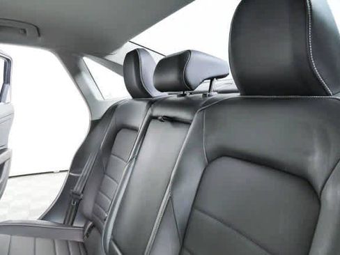 Certified 2024 Volkswagen Jetta SE FWD image 18