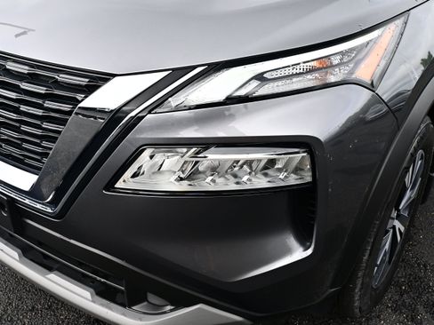 Certified 2023 Nissan Rogue SV AWD/4WD image 11