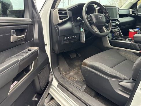 Used 2022 Toyota Tundra SR5 image 4