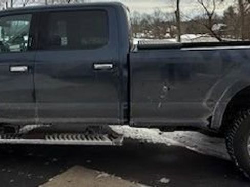 Used 2017 Ford F250 XLT w/ XLT Premium Package image 7