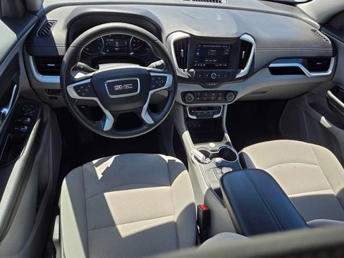 Used 2024 GMC Terrain SLE AWD/4WD image 12
