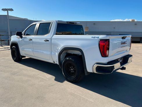 Used 2022 GMC Sierra 1500 Pro w/ Fleet Convenience Package image 3