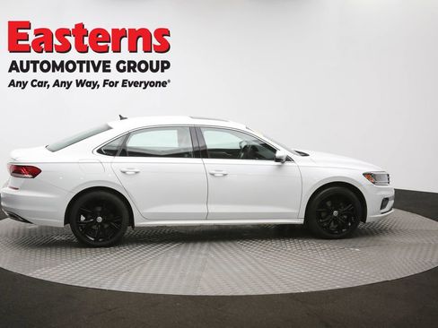 Used 2022 Volkswagen Passat 2.0T SE image 42