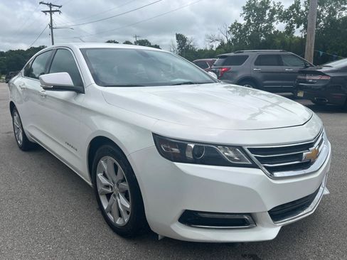 Used 2019 Chevrolet Impala LT FWD image 5