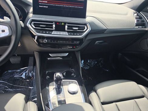 Used 2025 BMW X4 xDrive30i w/ Premium Package AWD/4WD image 11