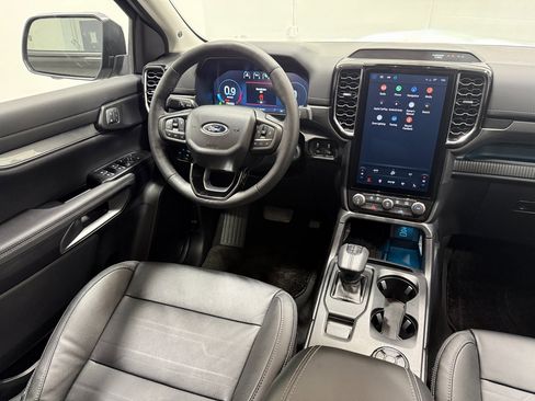 Used 2024 Ford Ranger Lariat w/ FX4 Off-Road Package image 47