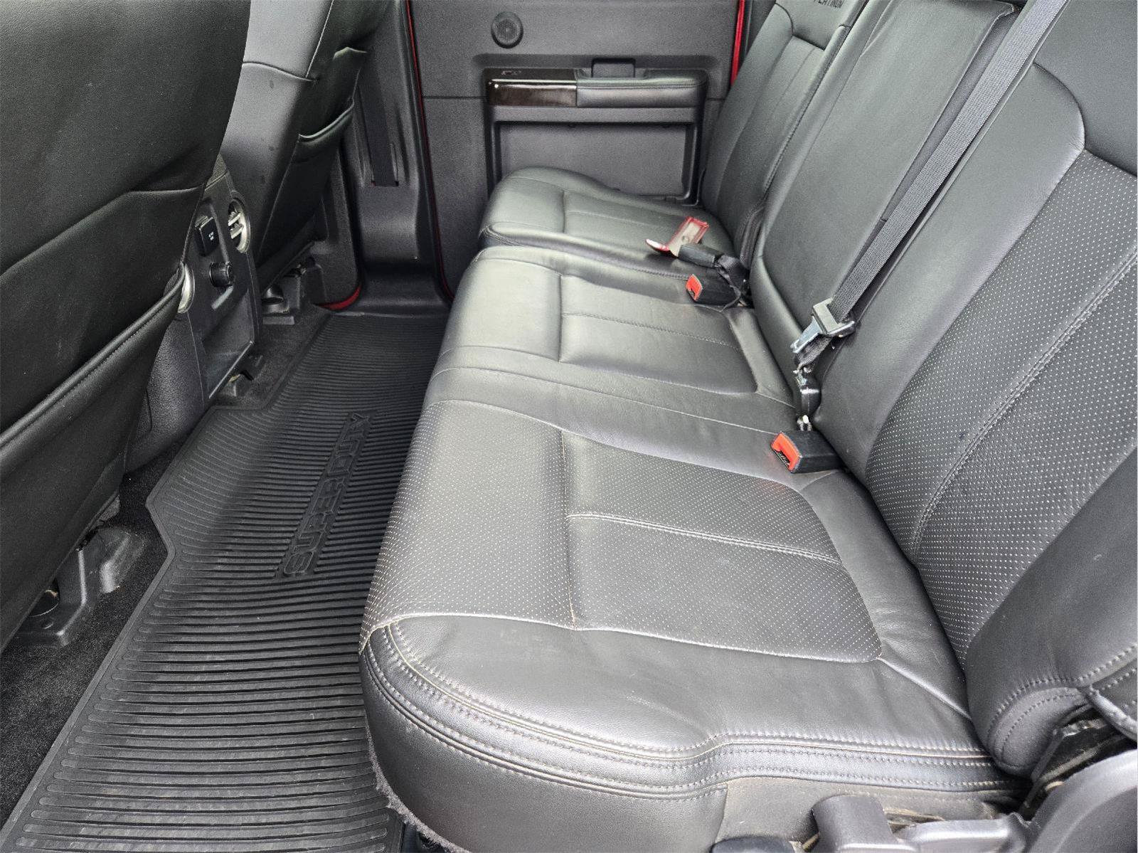 Used 2015 Ford F250 Platinum w/ FX4 Off-Road Package AWD/4WD image 29