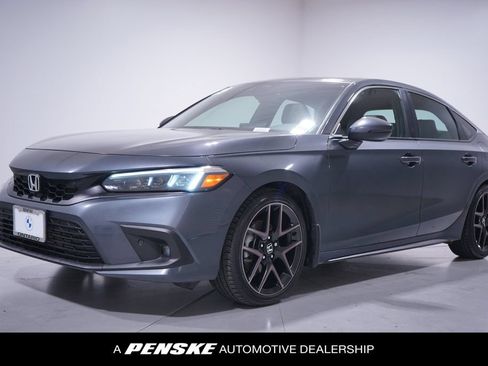 Used 2023 Honda Civic Sport Touring image 1