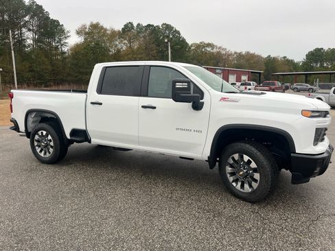 New 2026 Chevrolet Silverado 2500 Custom w/ Custom Value Package image 9