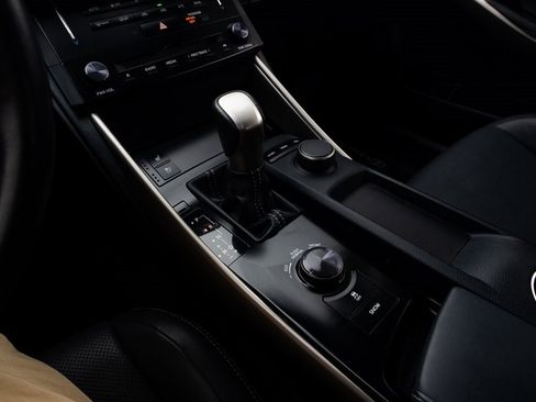 Used 2014 Lexus IS 250 image 17