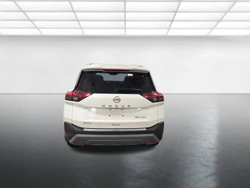 Used 2023 Nissan Rogue SV w/ SV Premium Package AWD/4WD image 6