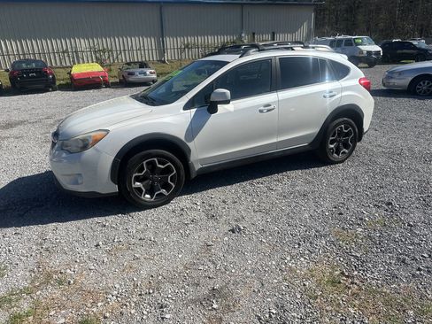 Used 2014 Subaru Crosstrek 2.0i Limited w/ Popular Package #2 image 4