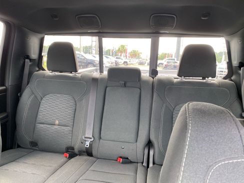 Used 2025 RAM 1500 Big Horn AWD/4WD image 17