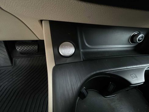 Used 2018 Audi A4 2.0T Ultra Premium w/ Convenience Package image 16