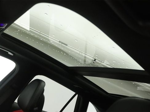 New 2026 Mercedes-Benz GLC 300 image 13