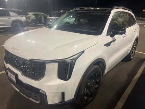 Used 2024 Kia Sorento SX image 4