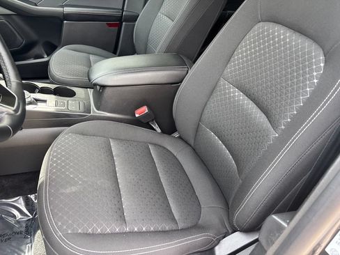 Used 2025 Ford Escape Active AWD/4WD image 22