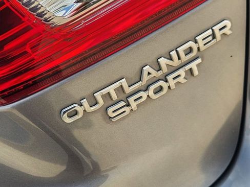 Used 2015 Mitsubishi Outlander Sport SE FWD image 12