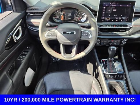 Used 2022 Jeep Compass Trailhawk w/ Sun and Sound Group AWD/4WD image 12