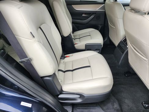 Used 2024 MAZDA CX-90 Plug-In Hybrid w/ Preferred image 16