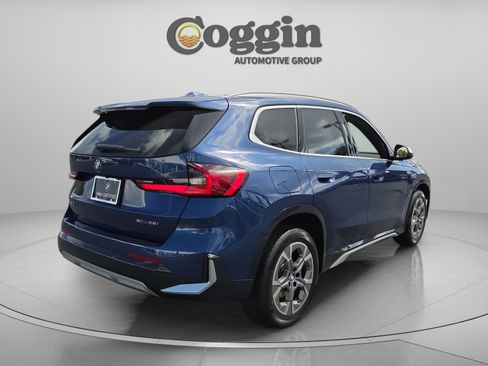 Used 2024 BMW X1 xDrive28i w/ Convenience Package AWD/4WD image 5