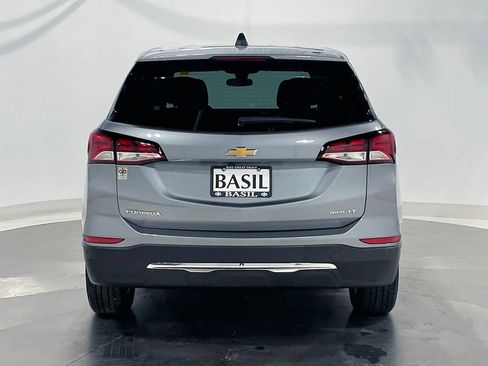 Used 2024 Chevrolet Equinox LT AWD/4WD image 12
