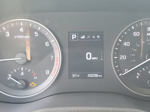 Used 2018 Hyundai Tucson Sport AWD/4WD image 25