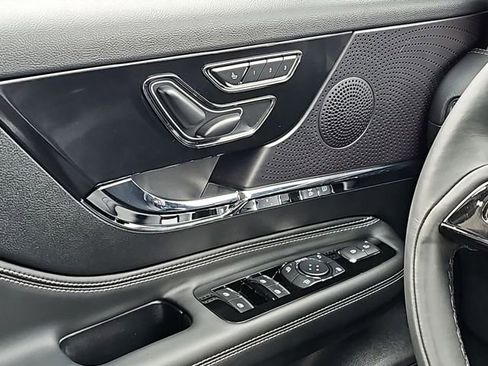Used 2025 Lincoln Corsair Reserve w/ Jet Appearance Package image 22