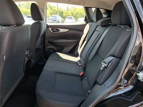 Used 2021 Nissan Rogue Sport S AWD/4WD image 10