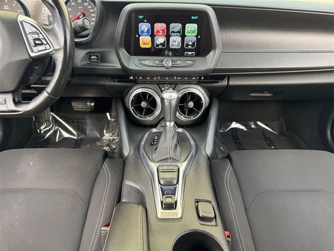 Used 2018 Chevrolet Camaro SS image 26