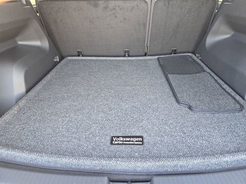 New 2026 Volkswagen Atlas Cross Sport SEL Premium R-Line image 24