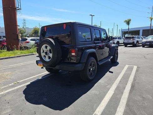 Used 2021 Jeep Wrangler Unlimited Sport AWD/4WD image 7