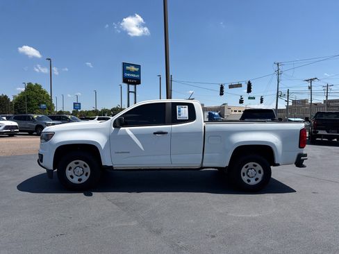 Used 2019 Chevrolet Colorado W/T w/ WT Convenience Package RWD image 6