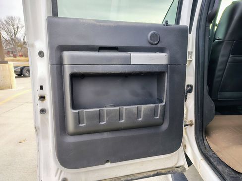 Used 2015 Ford F350 Lariat w/ Lariat Ultimate Package image 12