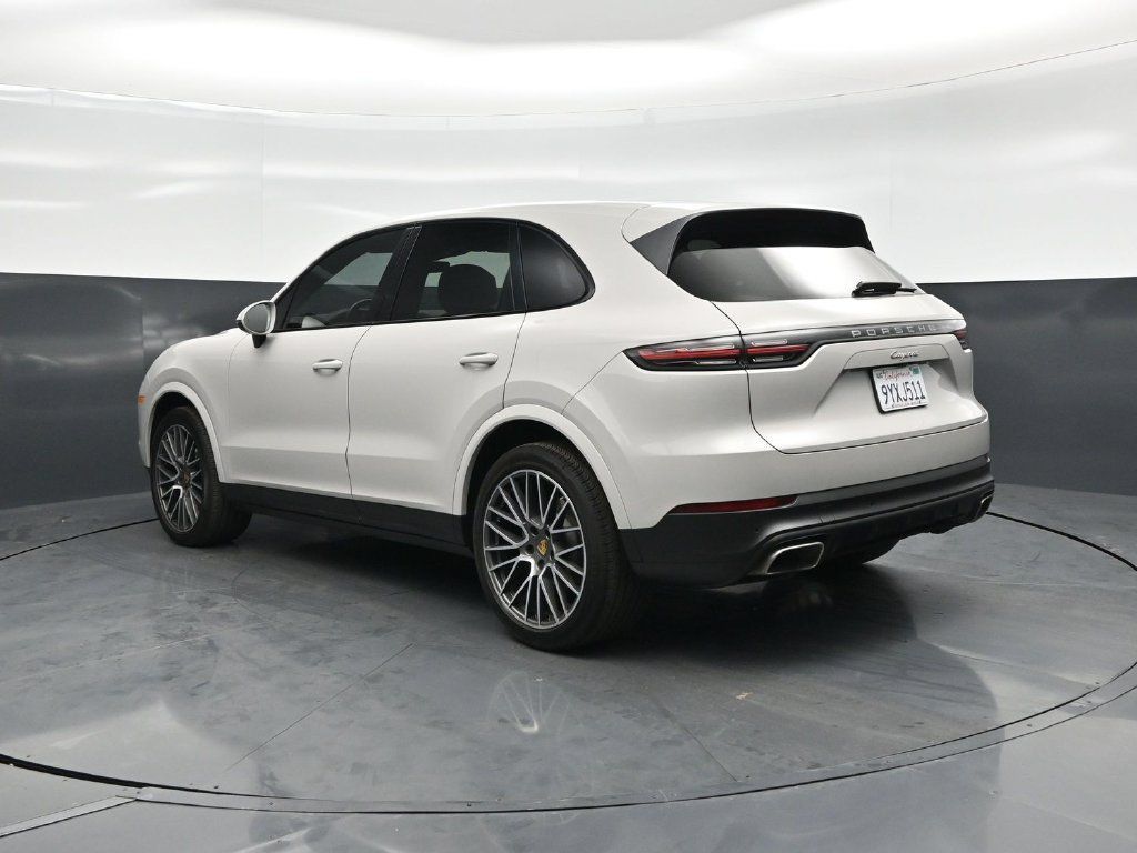 Used 2021 Porsche Cayenne AWD/4WD image 5