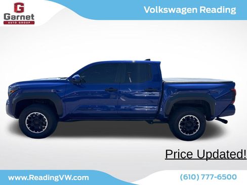 Used 2024 Toyota Tacoma TRD Off-Road AWD/4WD image 2