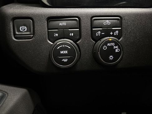 Used 2025 Chevrolet Silverado 1500 LT w/ Work Truck Package image 53