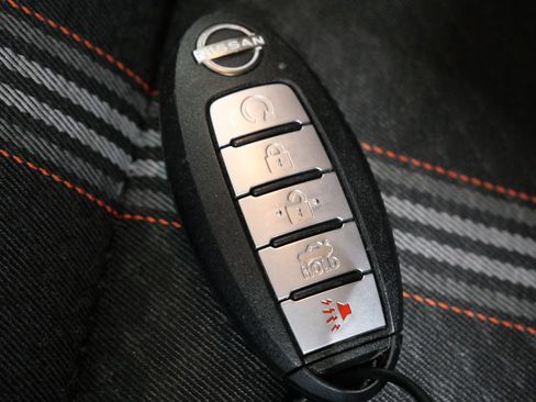 Used 2024 Nissan Altima 2.5 SR FWD image 24