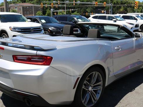 Used 2017 Chevrolet Camaro LT w/ RS Package RWD image 9
